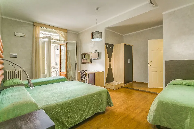 Hotel Argentina Florens 3*,